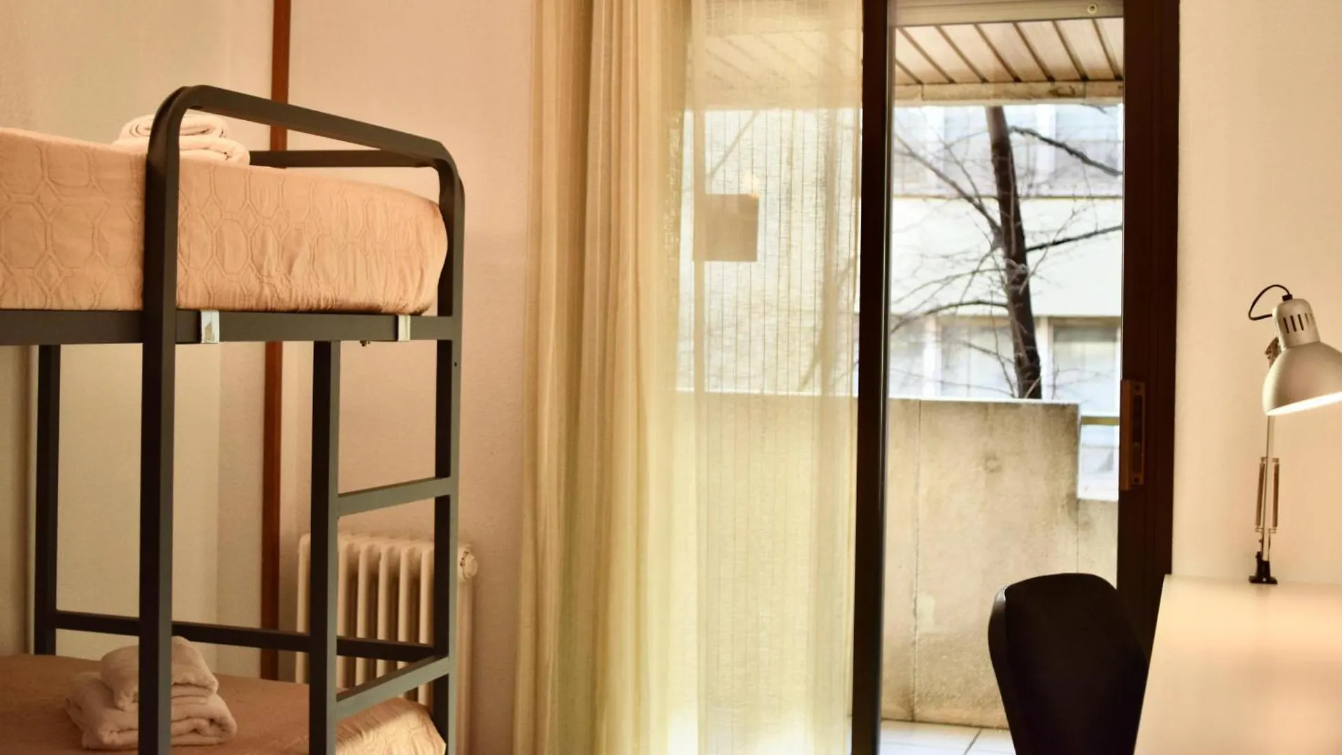 Hostel Residencia Universitaria Pare Claret Girona