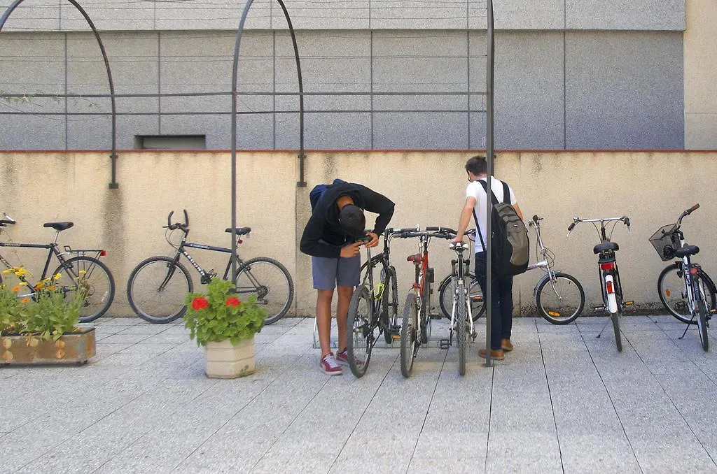 Hostel Residencia Universitaria Pare Claret Girona Spain