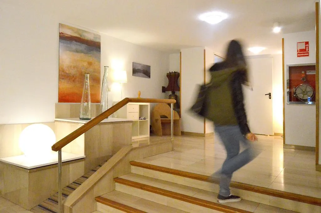 Residencia Universitaria Pare Claret Girona Hostel